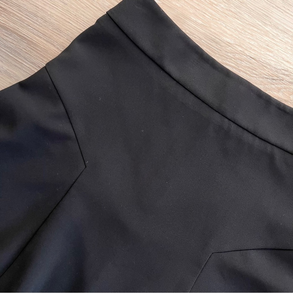 Express Elegant Black Women's Skirt - Picture 3 of 8